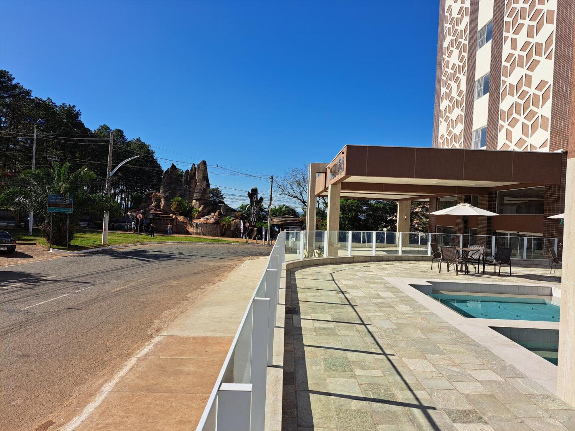 Spazzio Diroma Acqua Park, Requinte E Diversao